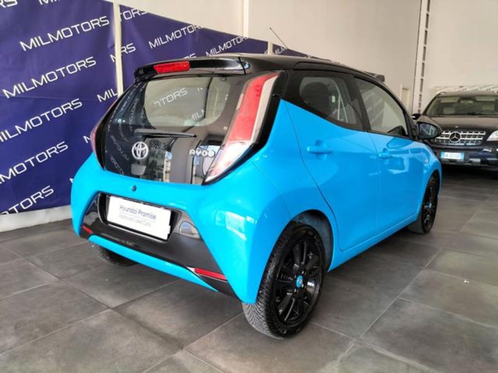 Toyota Aygo usata a Messina (8)