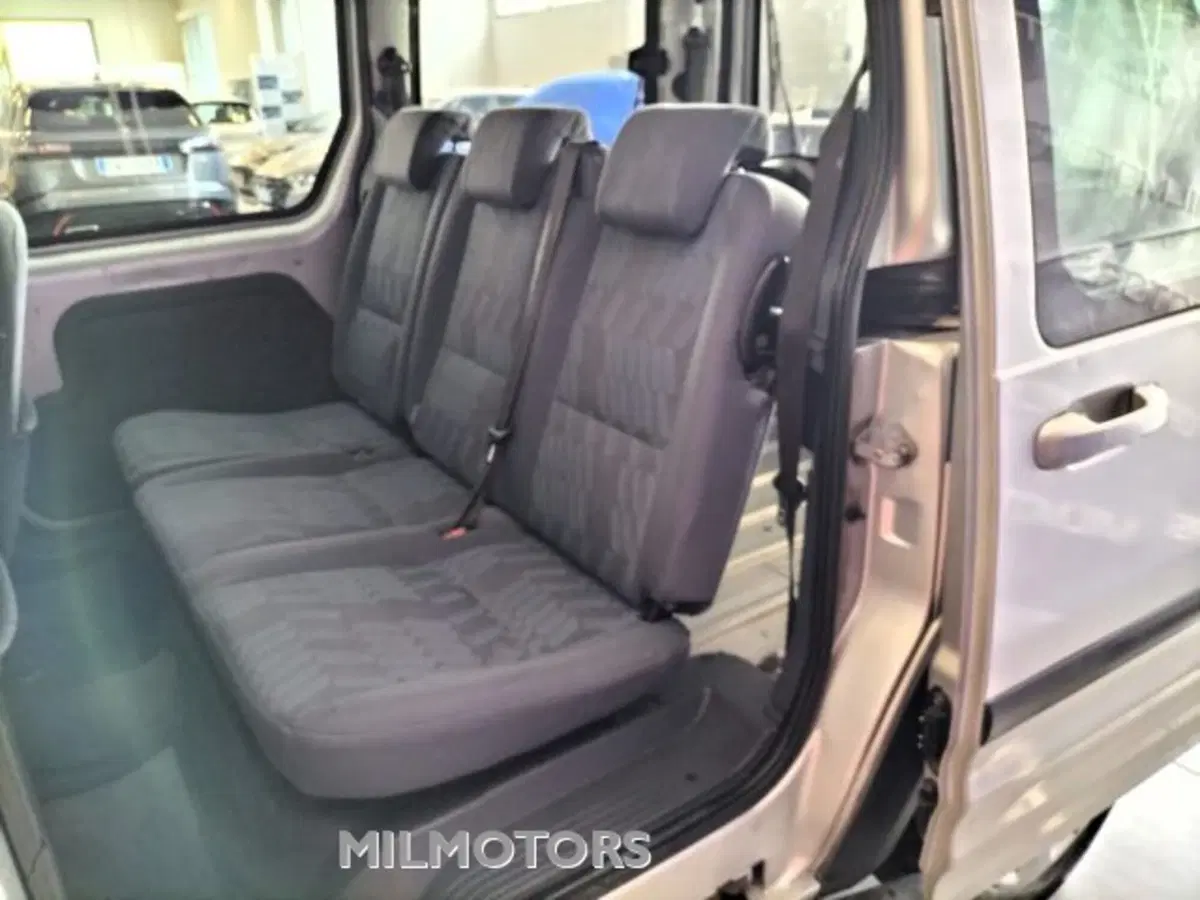 Ford Transit Connect  usata a Messina (9)