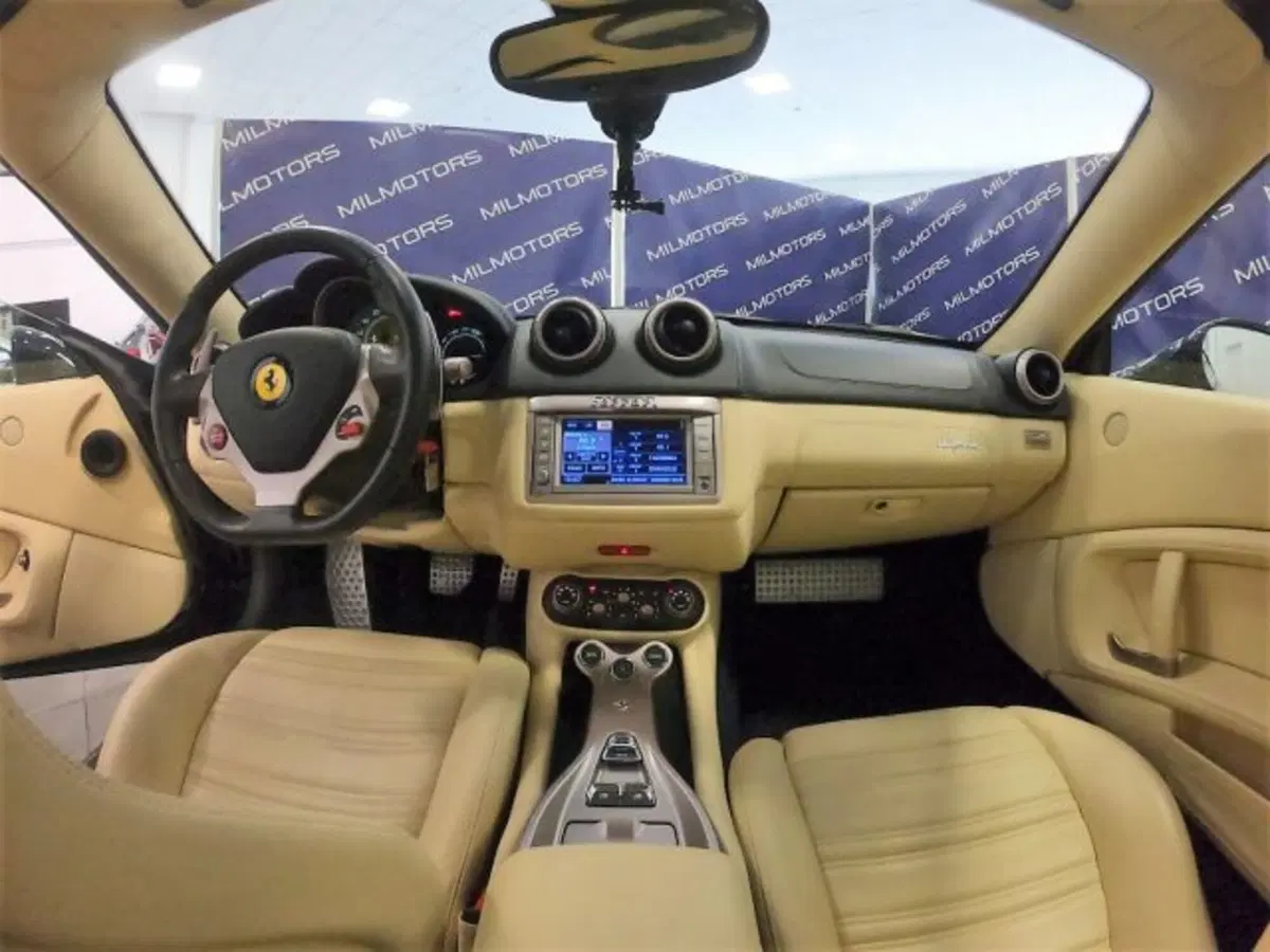 Ferrari California Spider usata a Messina (7)