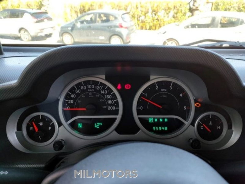 Jeep Wrangler usata a Messina (18)