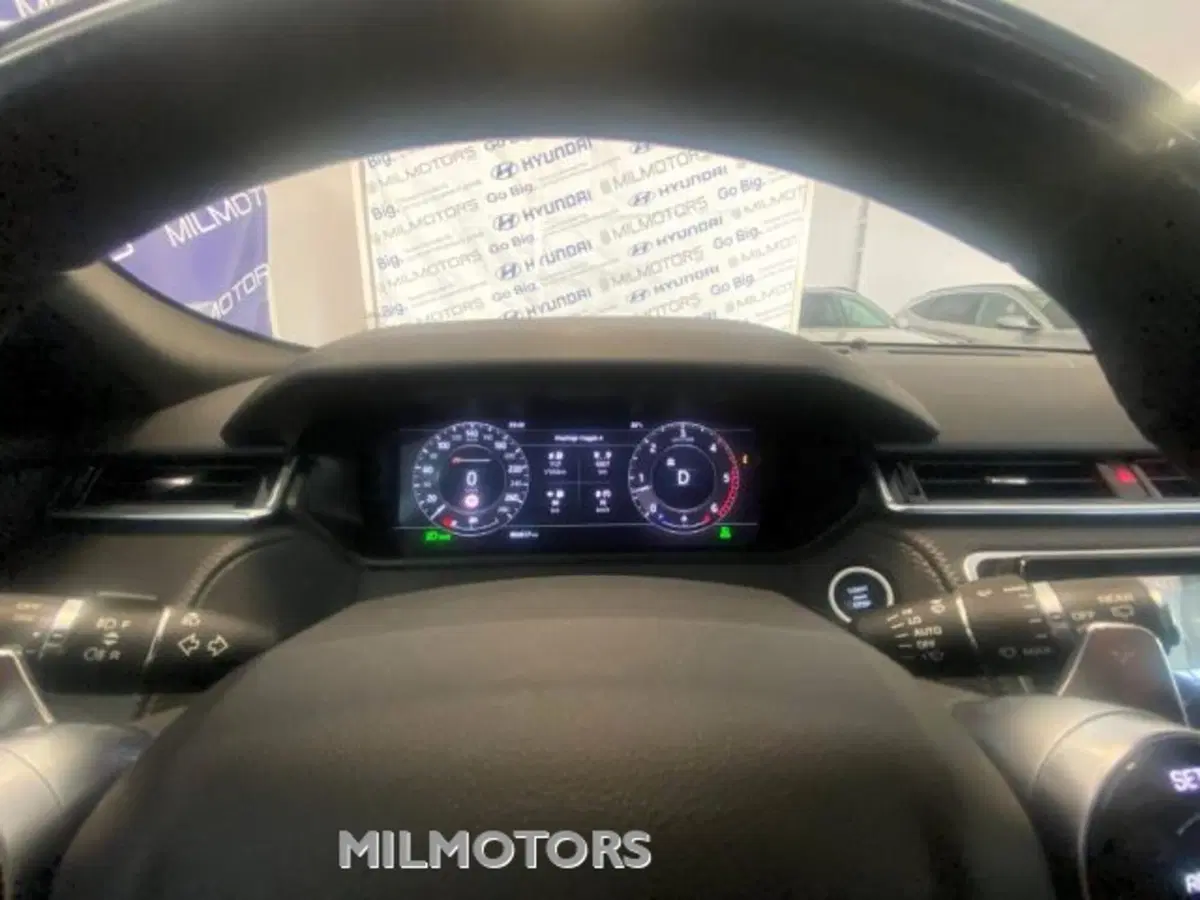 Land Rover Range Rover Velar usata a Messina (17)