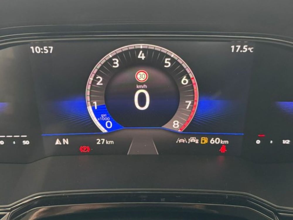 Volkswagen Taigo nuova a Cuneo (12)