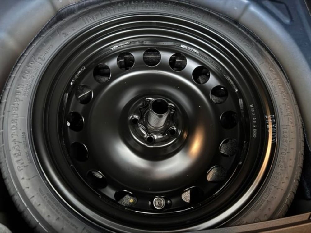 Volkswagen Taigo nuova a Cuneo (15)