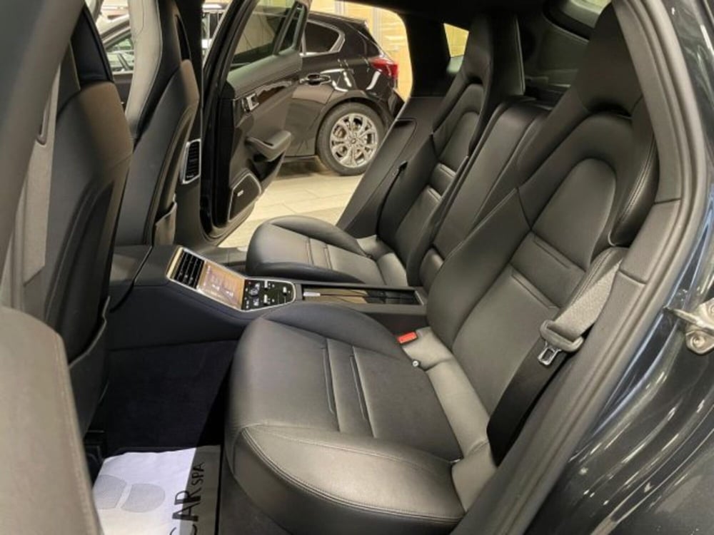 Porsche Panamera usata a Cuneo (13)