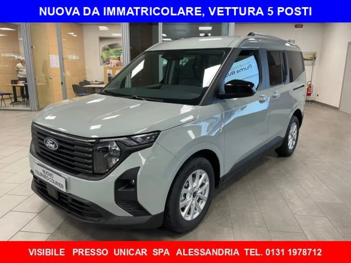 Ford Tourneo Courier nuova a Cuneo