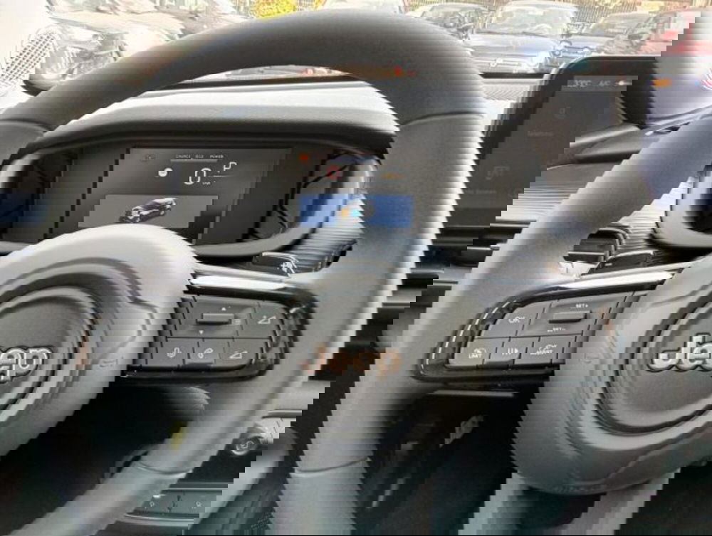 Jeep Avenger nuova a Brescia (7)