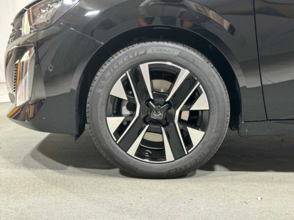 Peugeot 208 nuova a Sondrio (9)