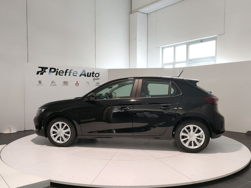 Opel Corsa nuova a Teramo (2)