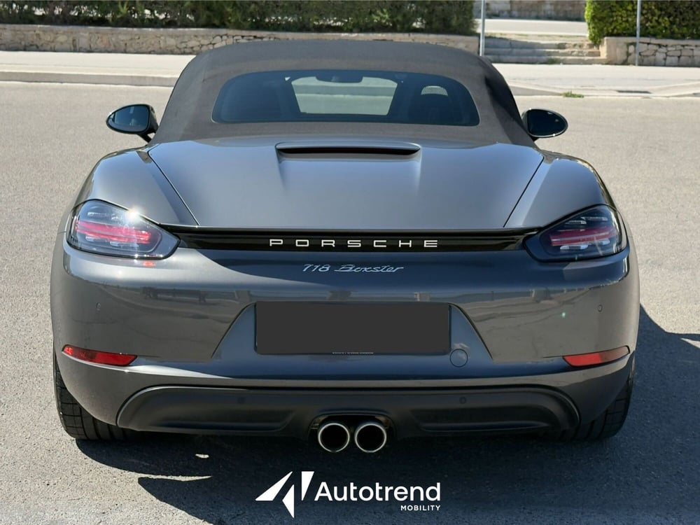 Porsche 718 Boxster  usata a Bari (4)