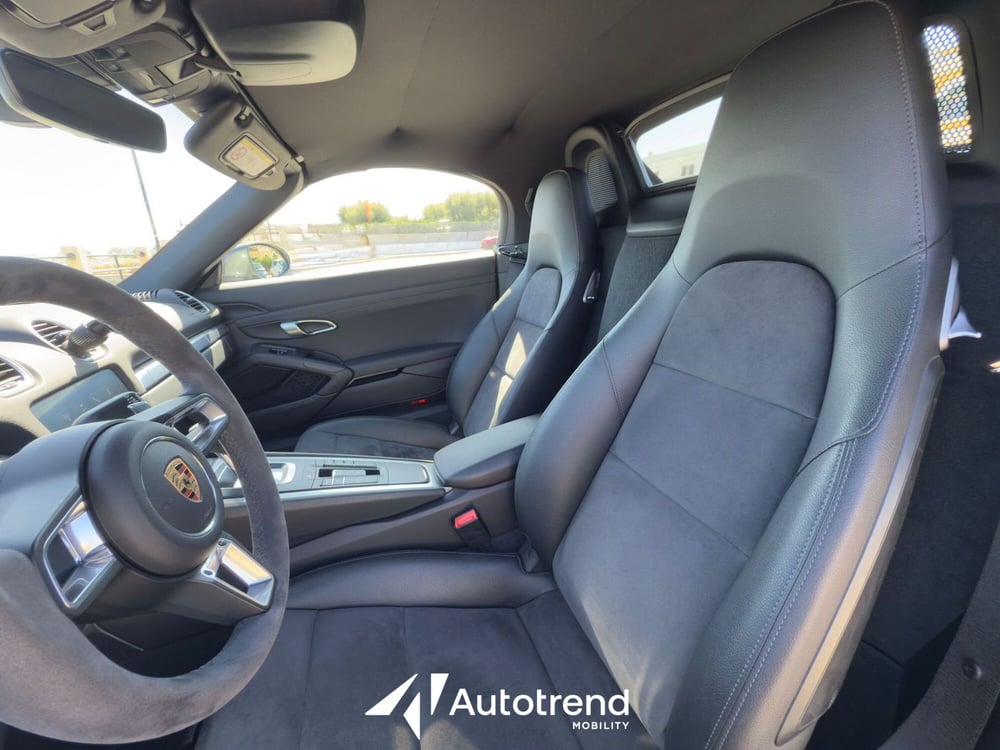 Porsche 718 Boxster  usata a Bari (9)