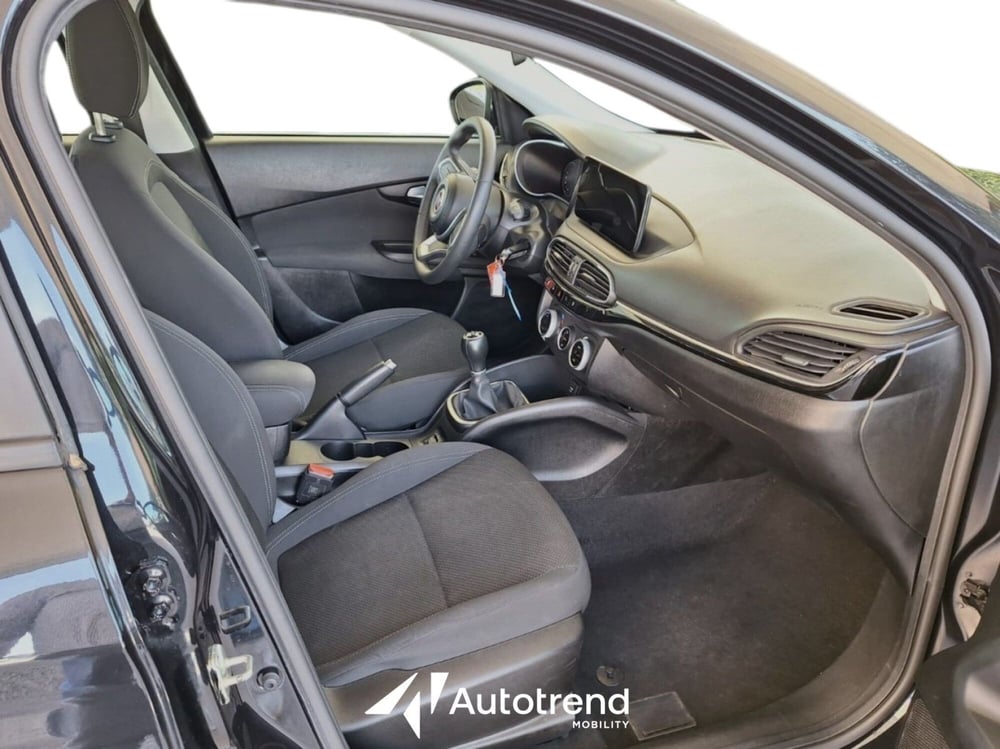 Fiat Tipo usata a Bari (7)