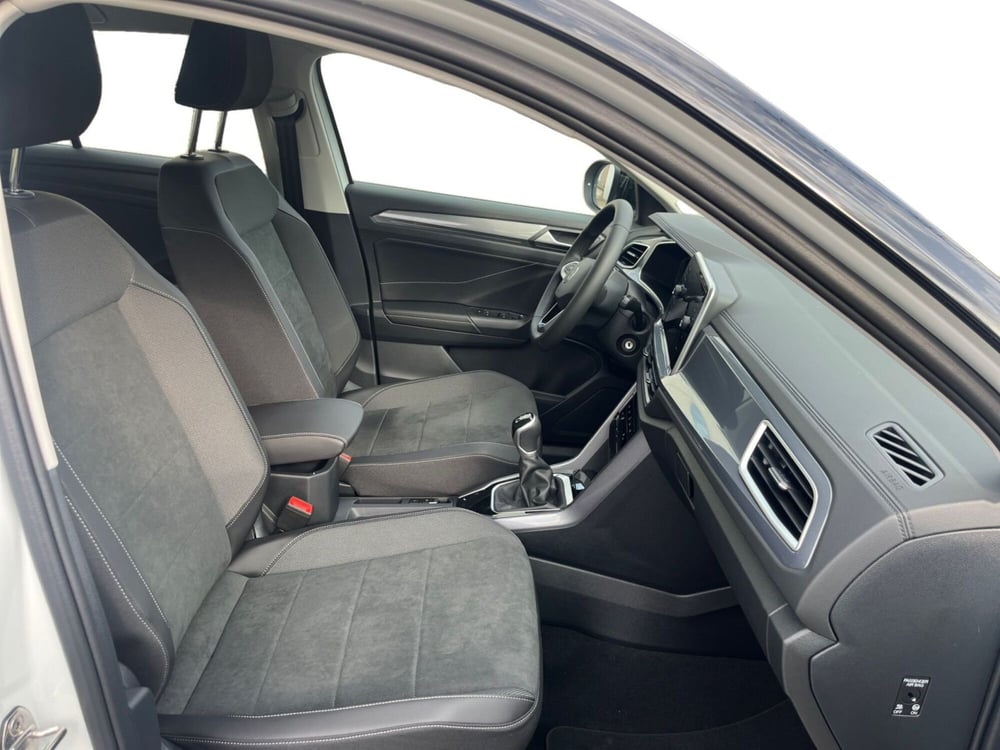 Volkswagen T-Roc nuova a Modena (9)
