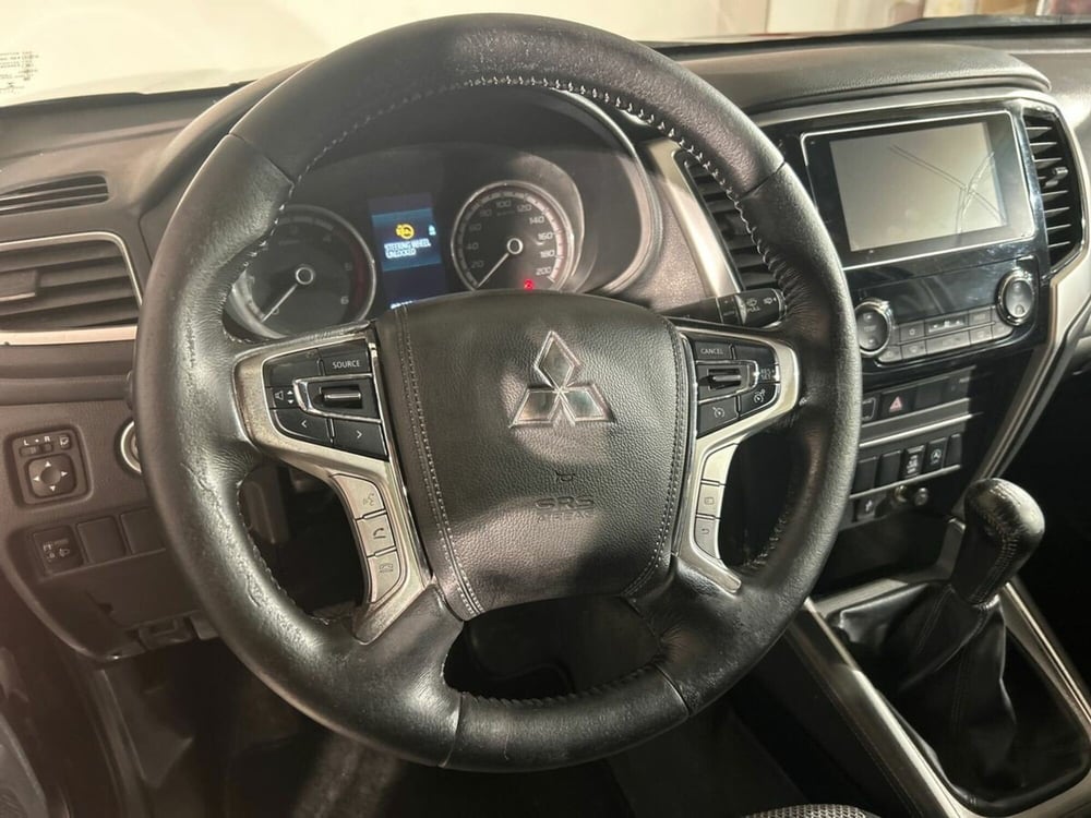 Mitsubishi L200 usata a Lecco (13)