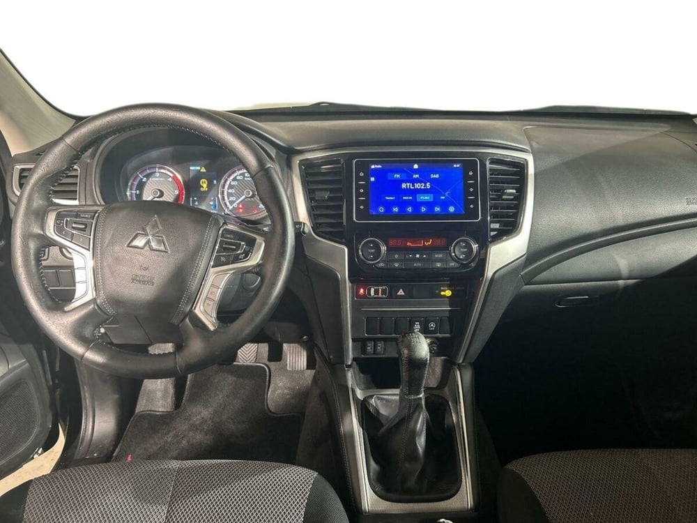 Mitsubishi L200 usata a Lecco (8)