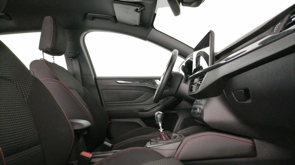 Ford Focus Station Wagon usata a Roma (6)