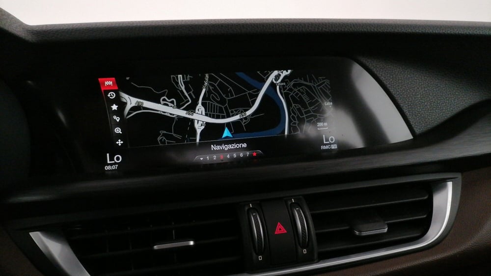 Alfa Romeo Stelvio usata a Roma (18)