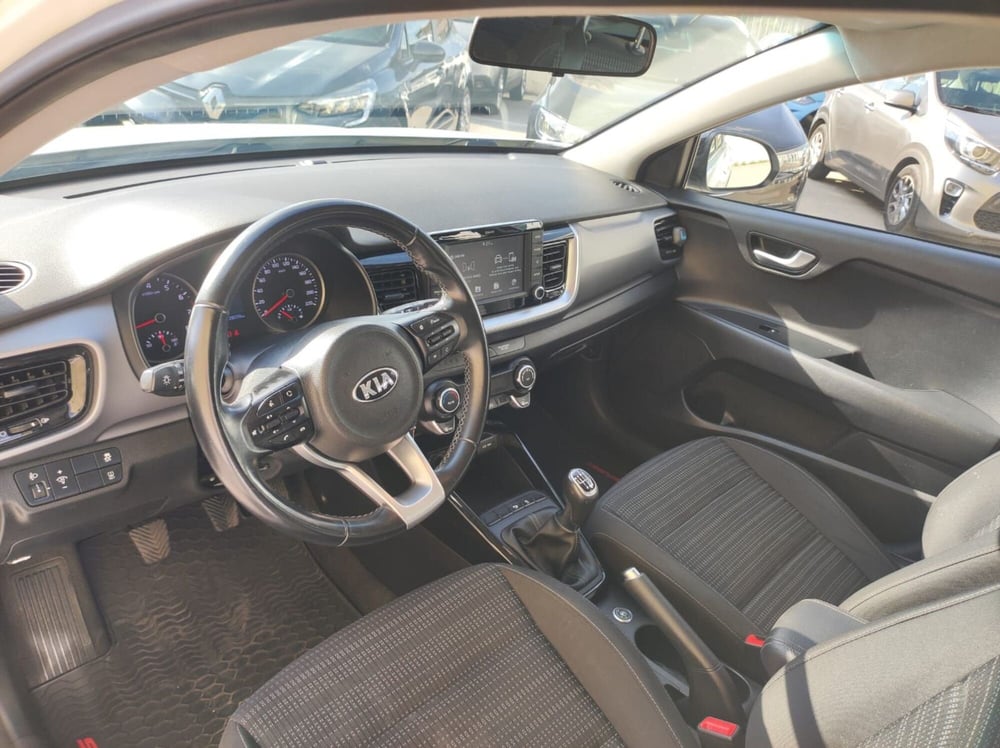 Kia Stonic usata a Salerno (19)
