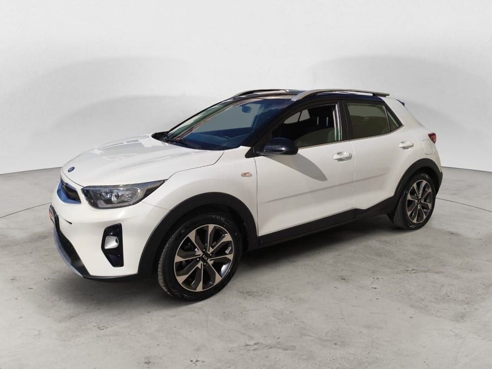 Kia Stonic usata a Salerno (2)