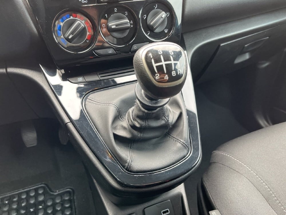 Lancia Ypsilon usata a Torino (15)