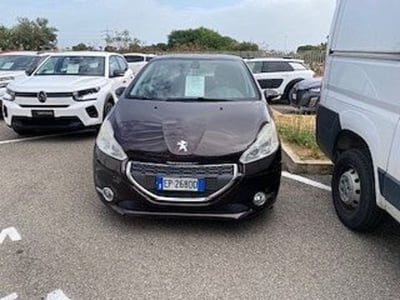 Peugeot 208 VTi 82 CV 5 porte Allure del 2012 usata a Cagliari