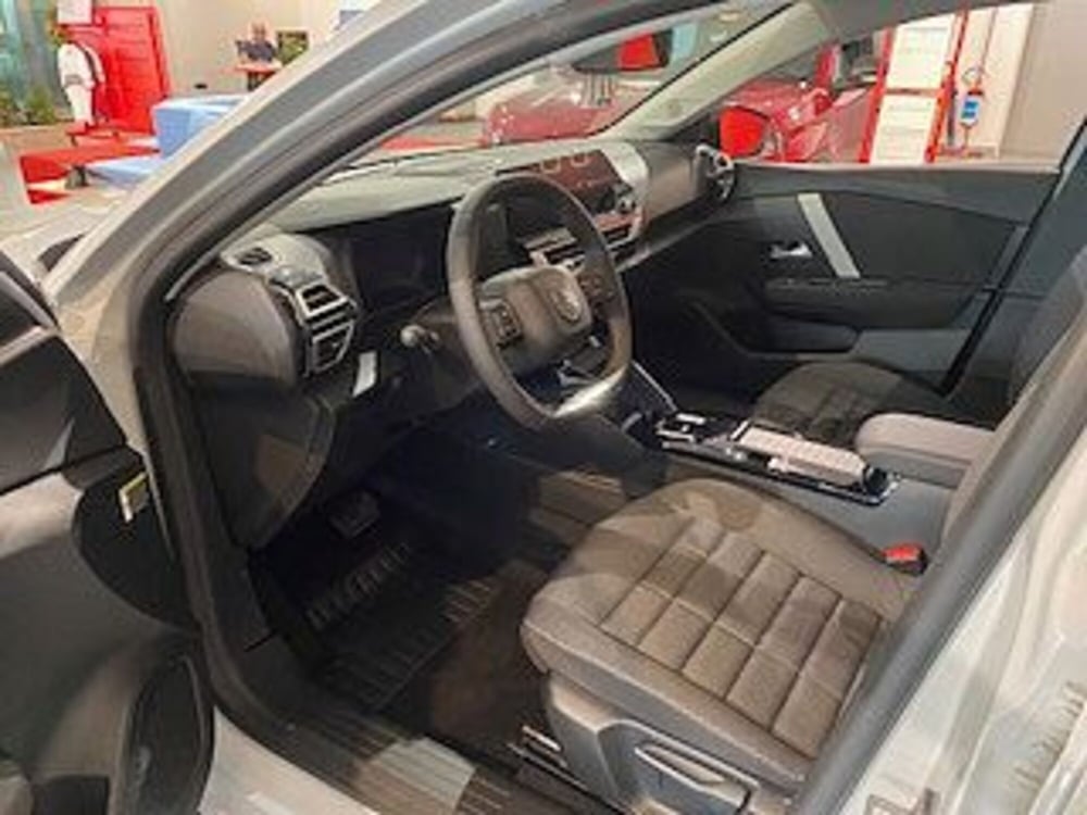 Citroen C4 nuova a Cagliari (7)