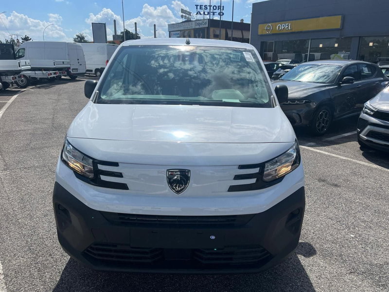 Peugeot Partner nuova a Milano (2)