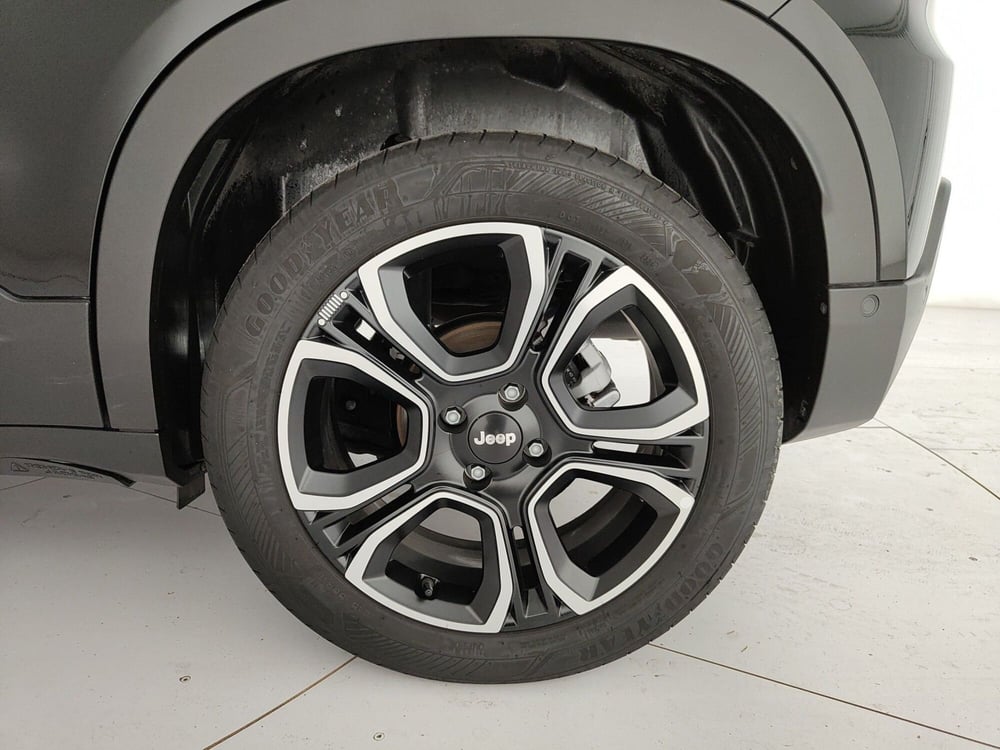 Jeep Avenger usata a Caserta (11)