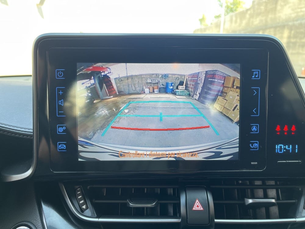 Toyota Toyota C-HR usata a Catania (14)