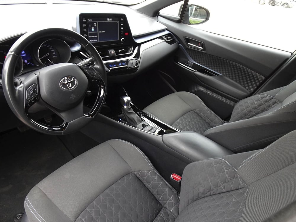 Toyota Toyota C-HR usata a Treviso (10)