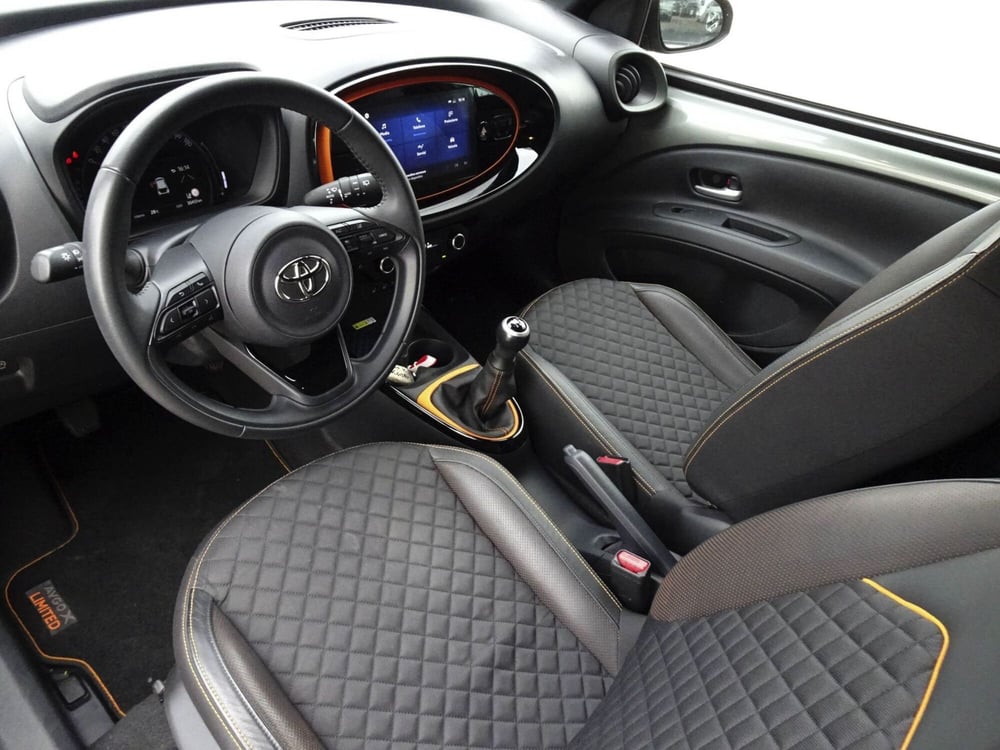 Toyota Aygo X usata a Treviso (10)