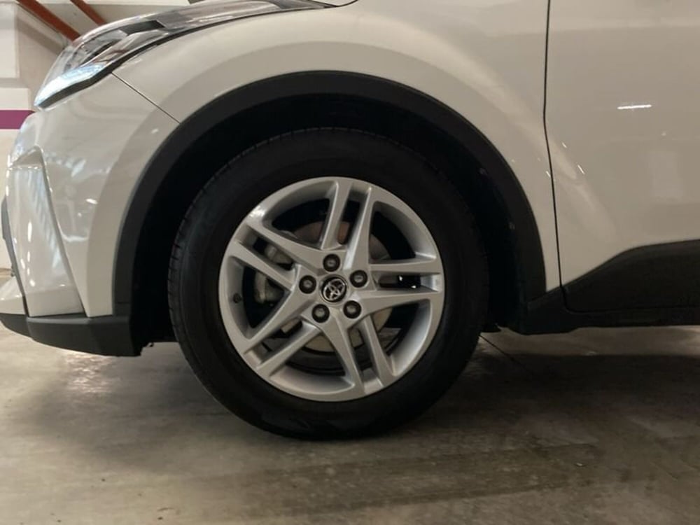 Toyota Toyota C-HR usata a Vicenza (11)