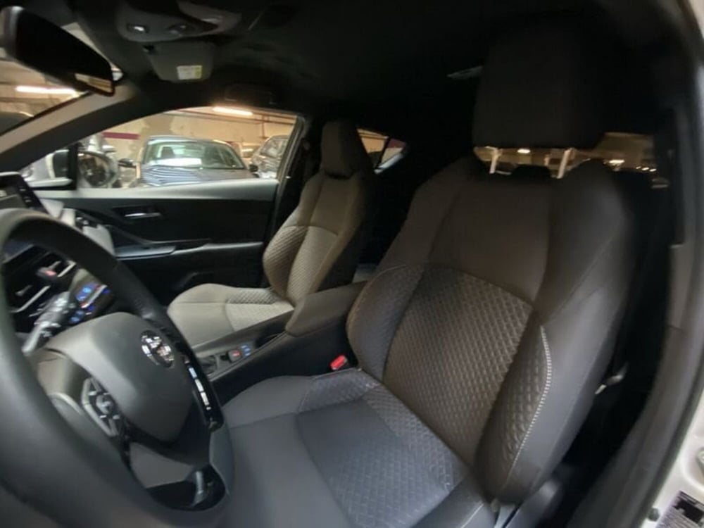 Toyota Toyota C-HR usata a Vicenza (12)