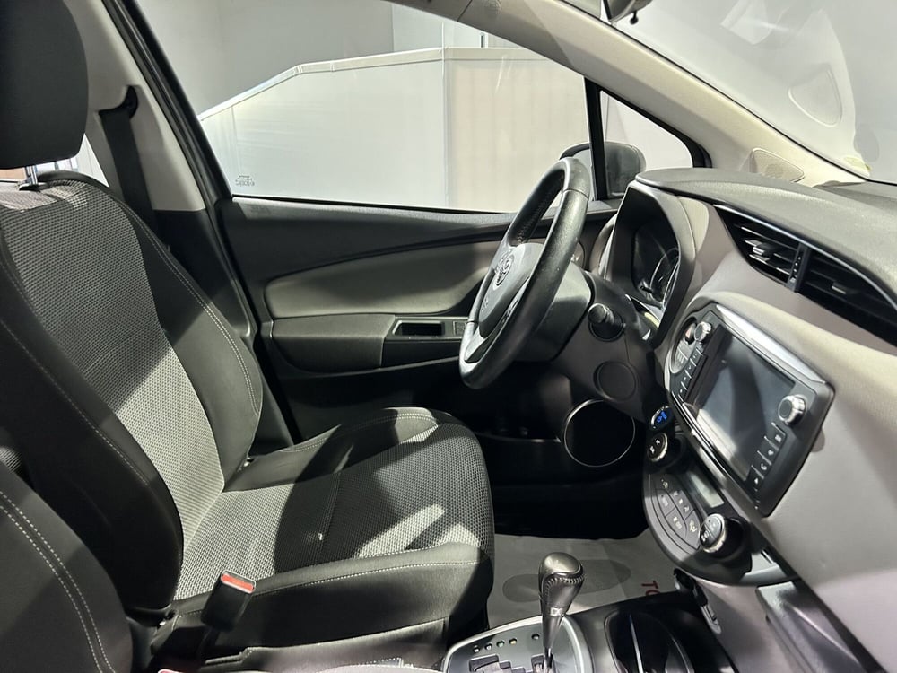 Toyota Yaris usata a Milano (7)