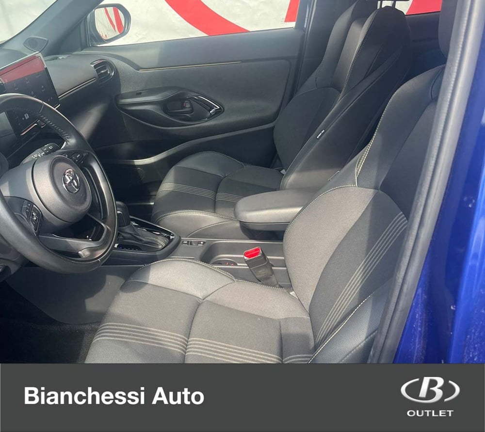 Toyota Yaris Cross usata a Cremona (14)