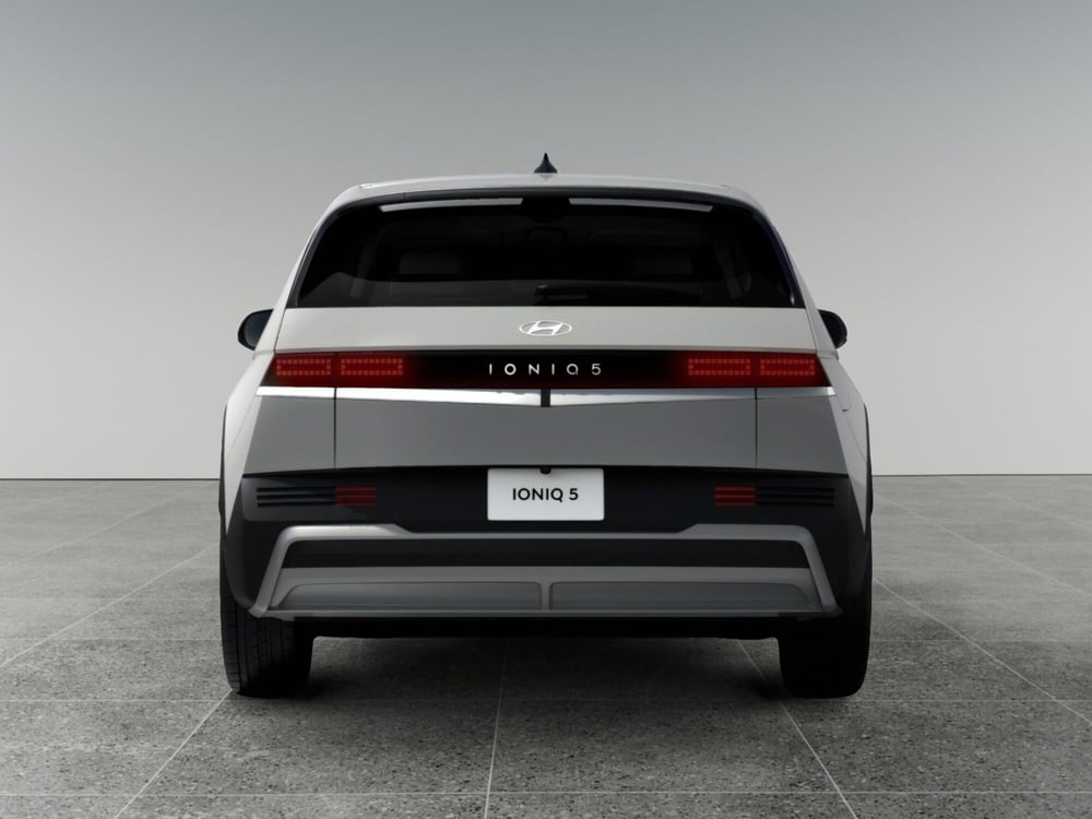 Hyundai Ioniq 5 usata a Cremona (3)