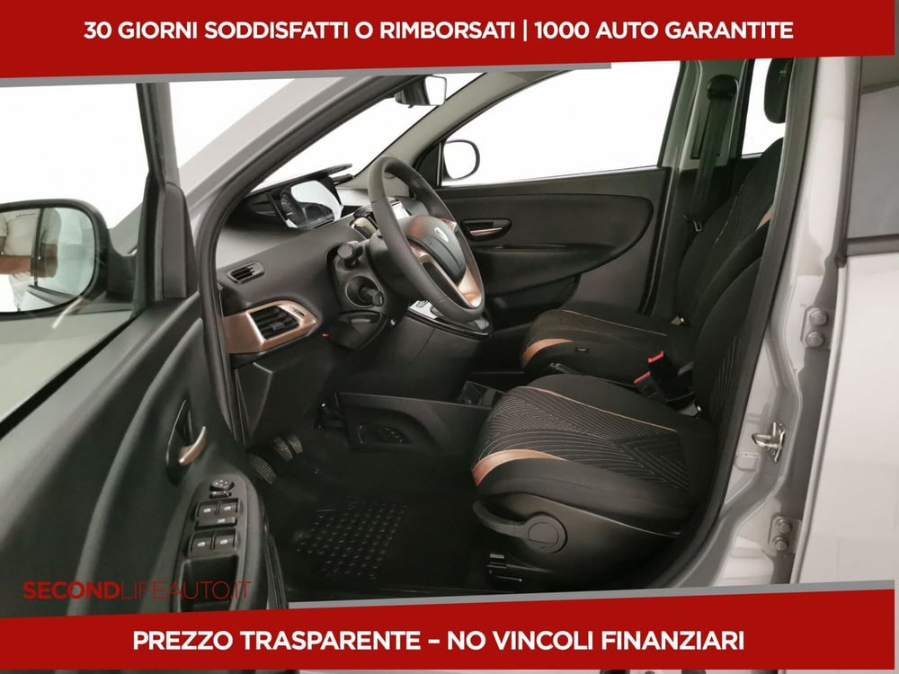 Lancia Ypsilon usata a Chieti (11)
