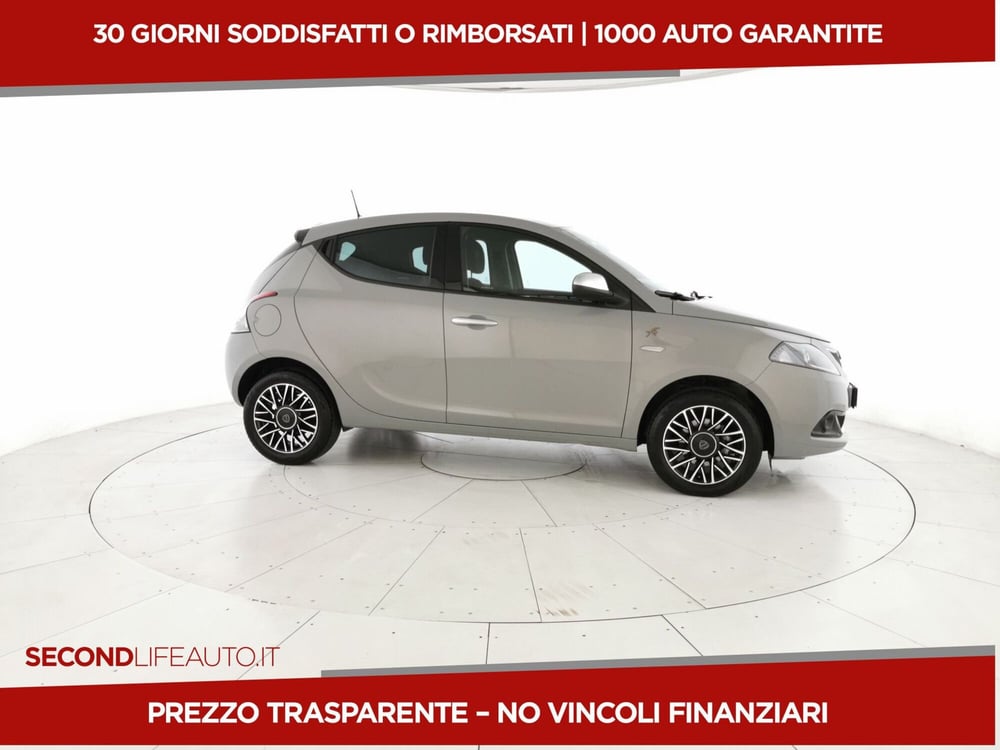 Lancia Ypsilon usata a Chieti (5)