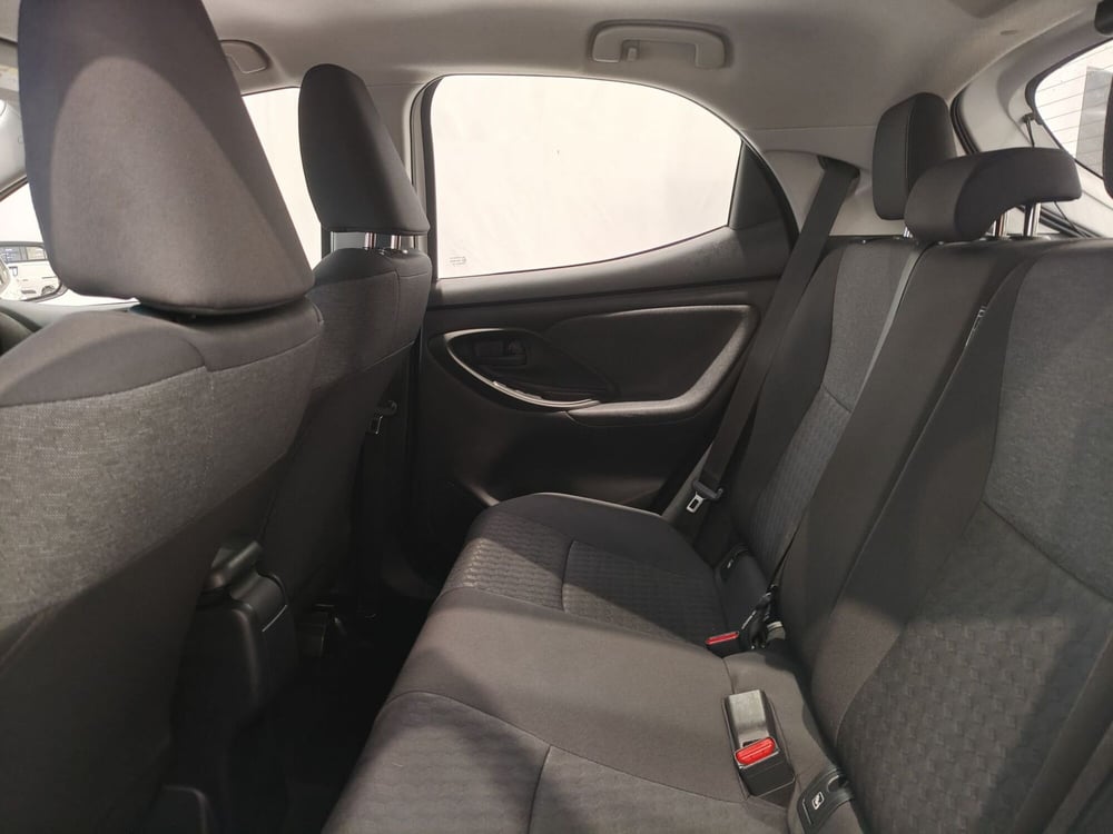 Toyota Yaris usata a Roma (15)