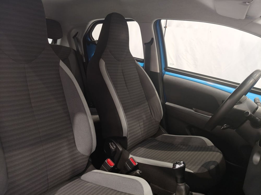 Toyota Aygo usata a Roma (7)