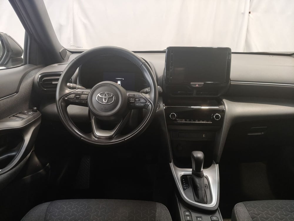 Toyota Yaris Cross usata a Roma (10)