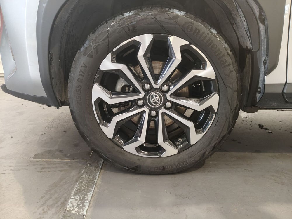 Toyota Yaris Cross usata a Roma (18)