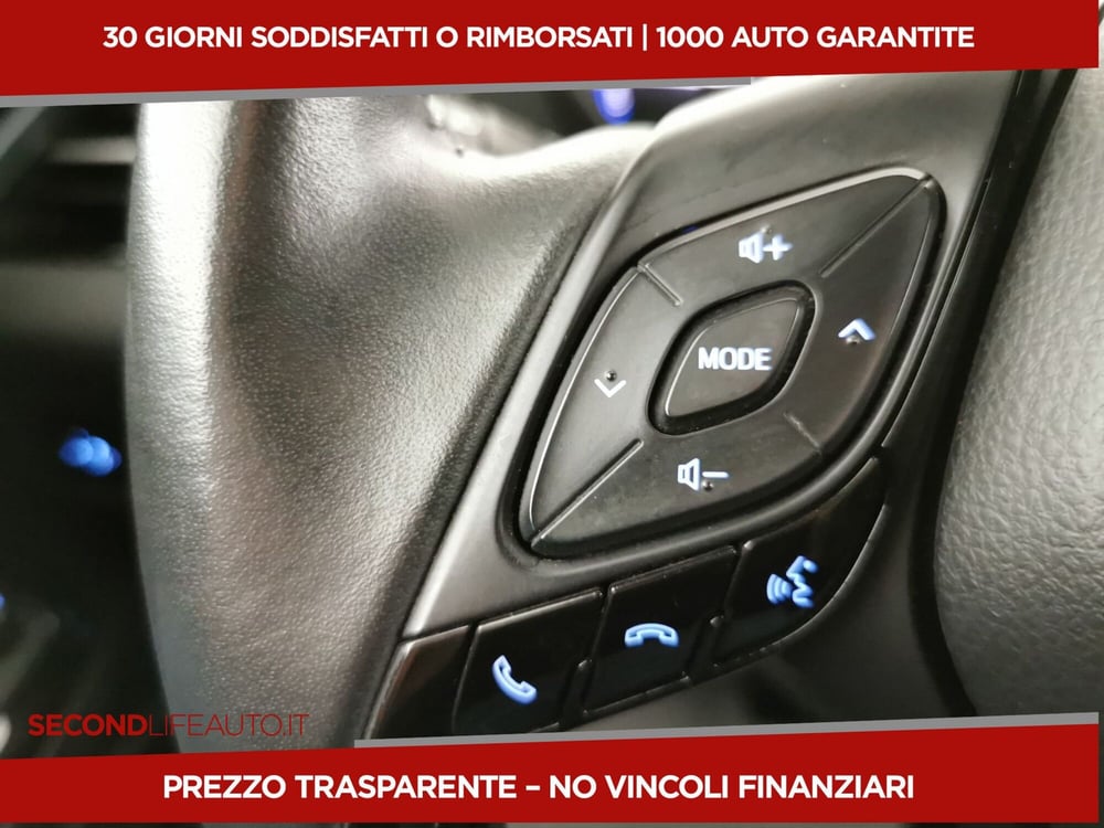 Toyota Toyota C-HR usata a Chieti (11)
