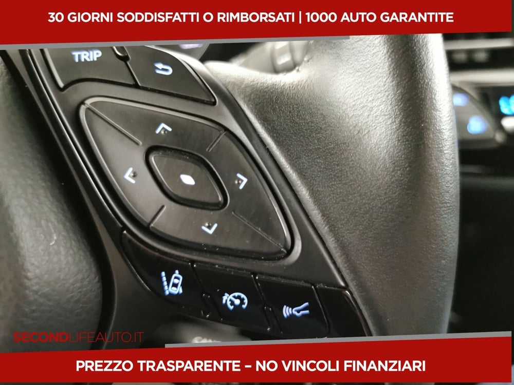 Toyota Toyota C-HR usata a Chieti (12)