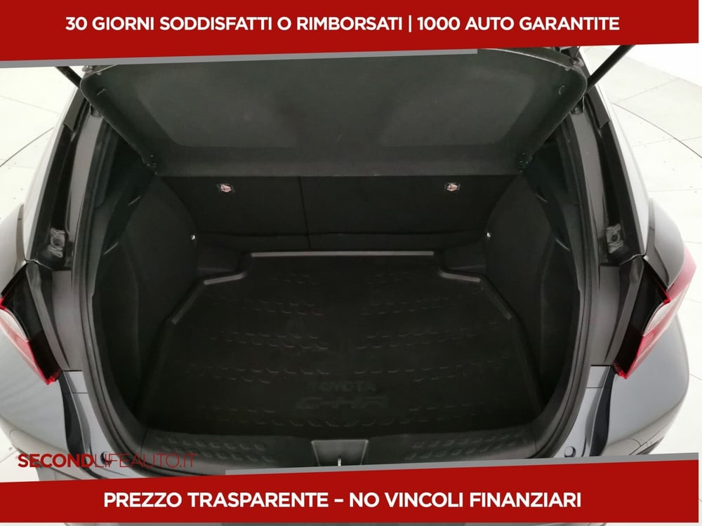 Toyota Toyota C-HR usata a Chieti (8)
