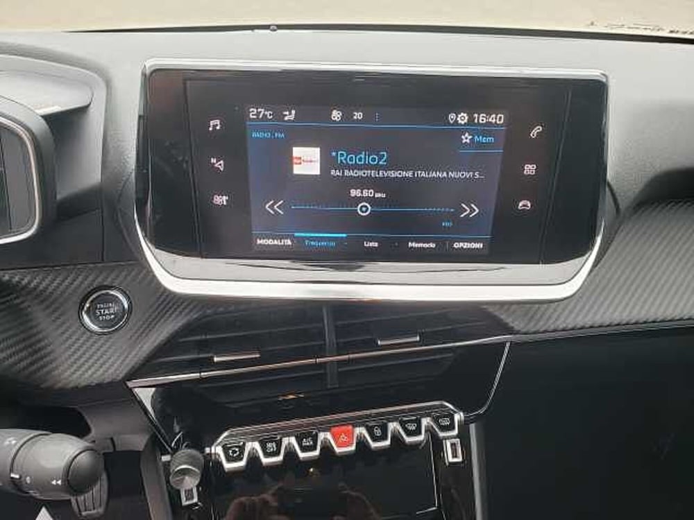 Peugeot 208 usata a Pesaro-Urbino (12)