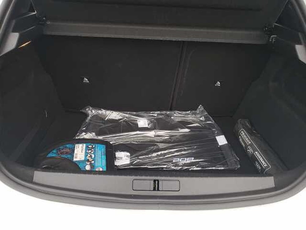 Peugeot 208 usata a Pesaro-Urbino (15)