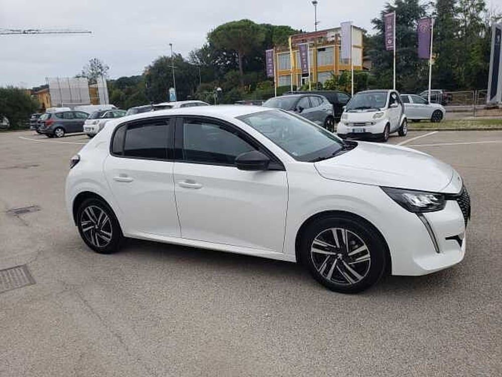 Peugeot 208 usata a Pesaro-Urbino (3)