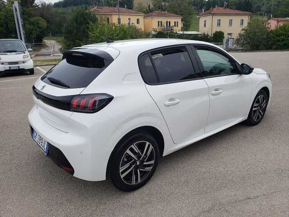 Peugeot 208 usata a Pesaro-Urbino (4)