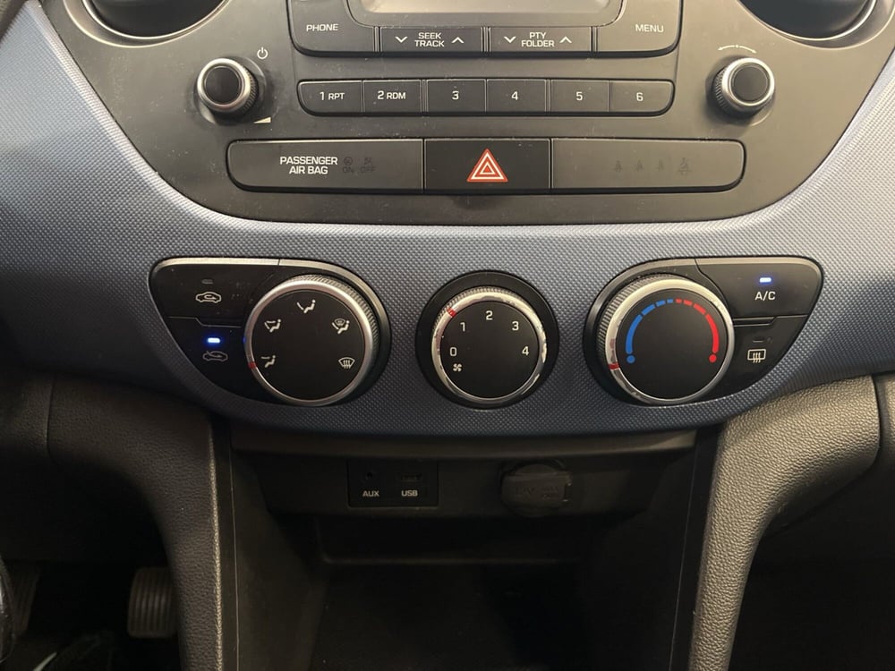 Hyundai i10 usata a Bologna (16)