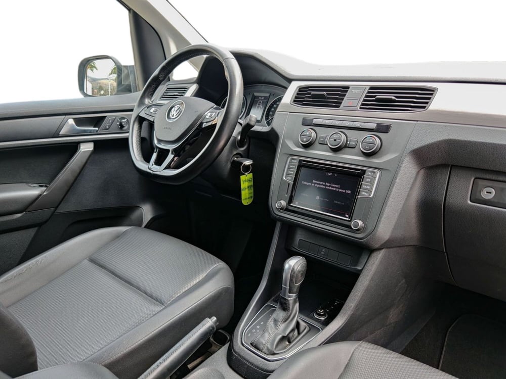 Volkswagen Caddy usata a Palermo (11)